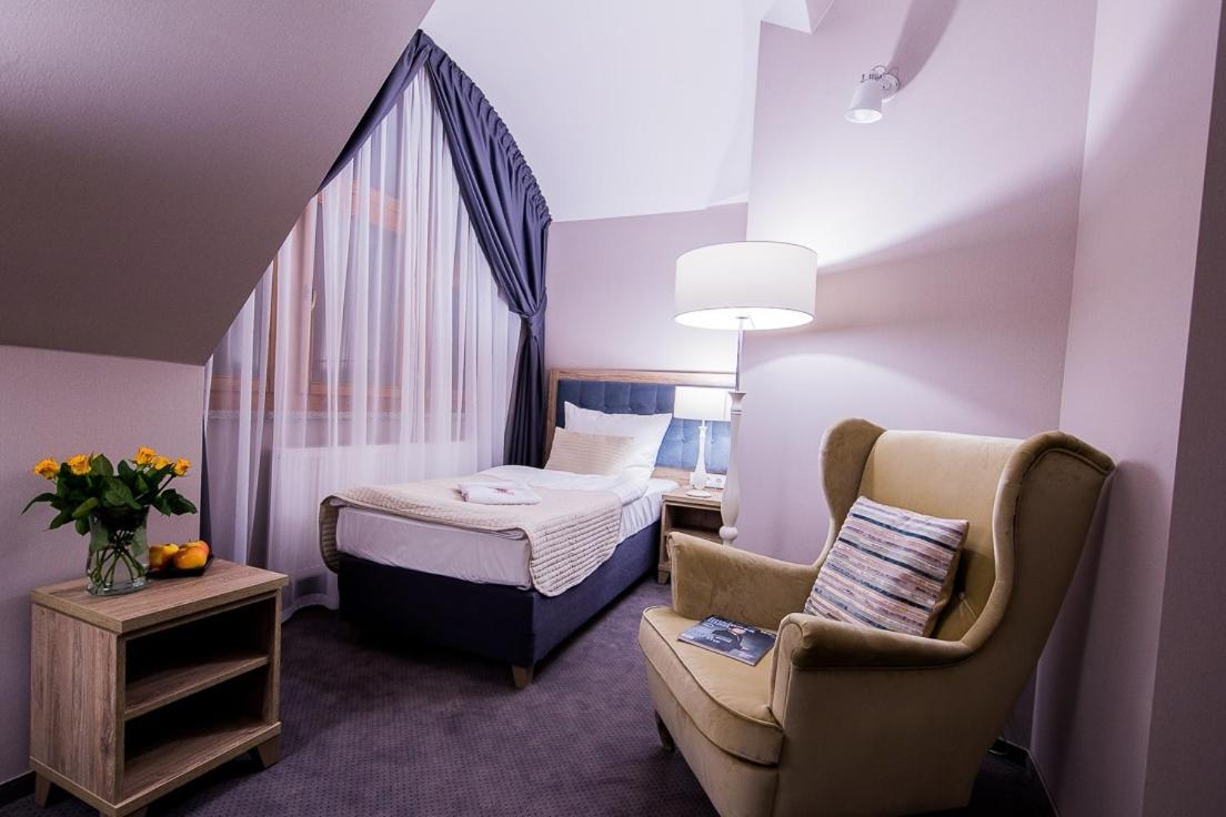 Hotel Debowy Biowellness & Spa Gory Sowie Bielawa  Exteriör bild