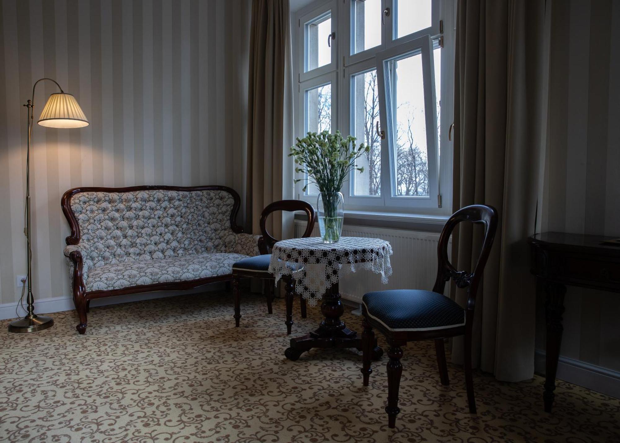 Hotel Debowy Biowellness & Spa Gory Sowie Bielawa  Exteriör bild